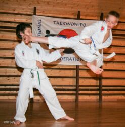 Julian Tamminga (r.) mit Tymyo Yop Cha Chirugi
