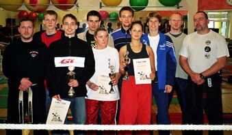 v.l.: Jens Fricke, Präsident der IMAF, 5. DAN, Luca Rescheleit, Martin Hampel, Nico Dallüge, Nicole Koch, Sasa Arnautovic, Melina Martens, Heidi Hartmann, Thomas Weber und Organisator Knut Barde