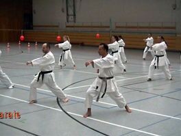Kata/Kihon nach Musik