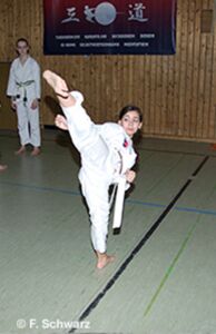 Latisha mit Sangdan Yop Cha Chiurgi