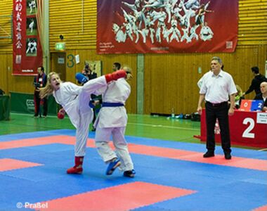 Katrin mit Ura Mawashi Geri