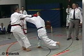 Punkt von Matthias Lux (r.) durch Gyaku Zuki