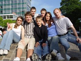 Ein kleiner Teil der vielen treuen VTB-Fans,  die mit einem großen Reisebus und zahlreichen Privat-PKW angereist waren, um Heidi lautstark zu unterstützen und mitzufiebern